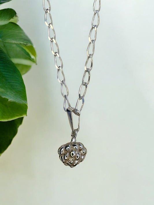 "Mesimarja" kaulakoru