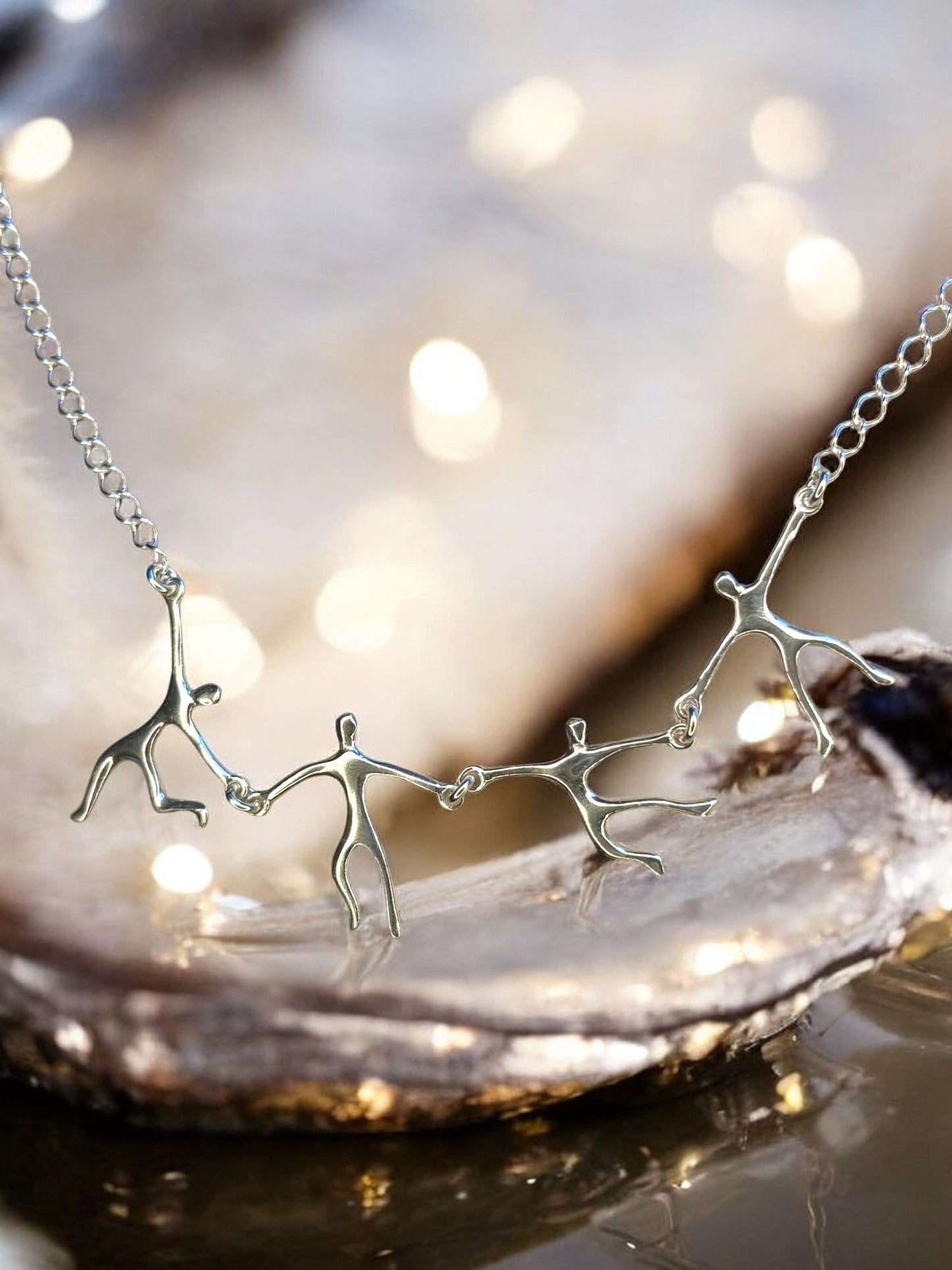 "Tanssijat" kaulakoru