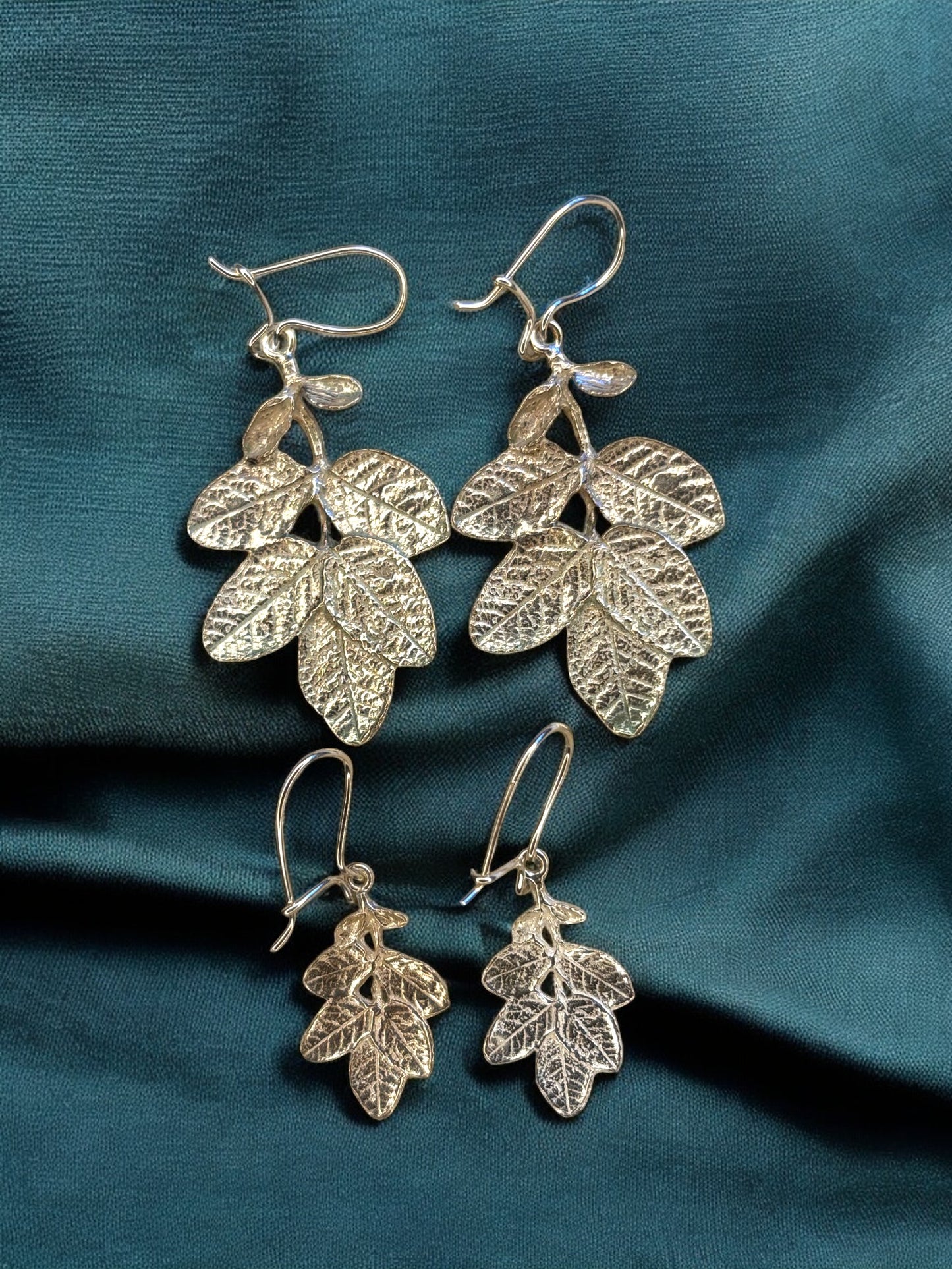 "Ruusunlehti" korvakorut