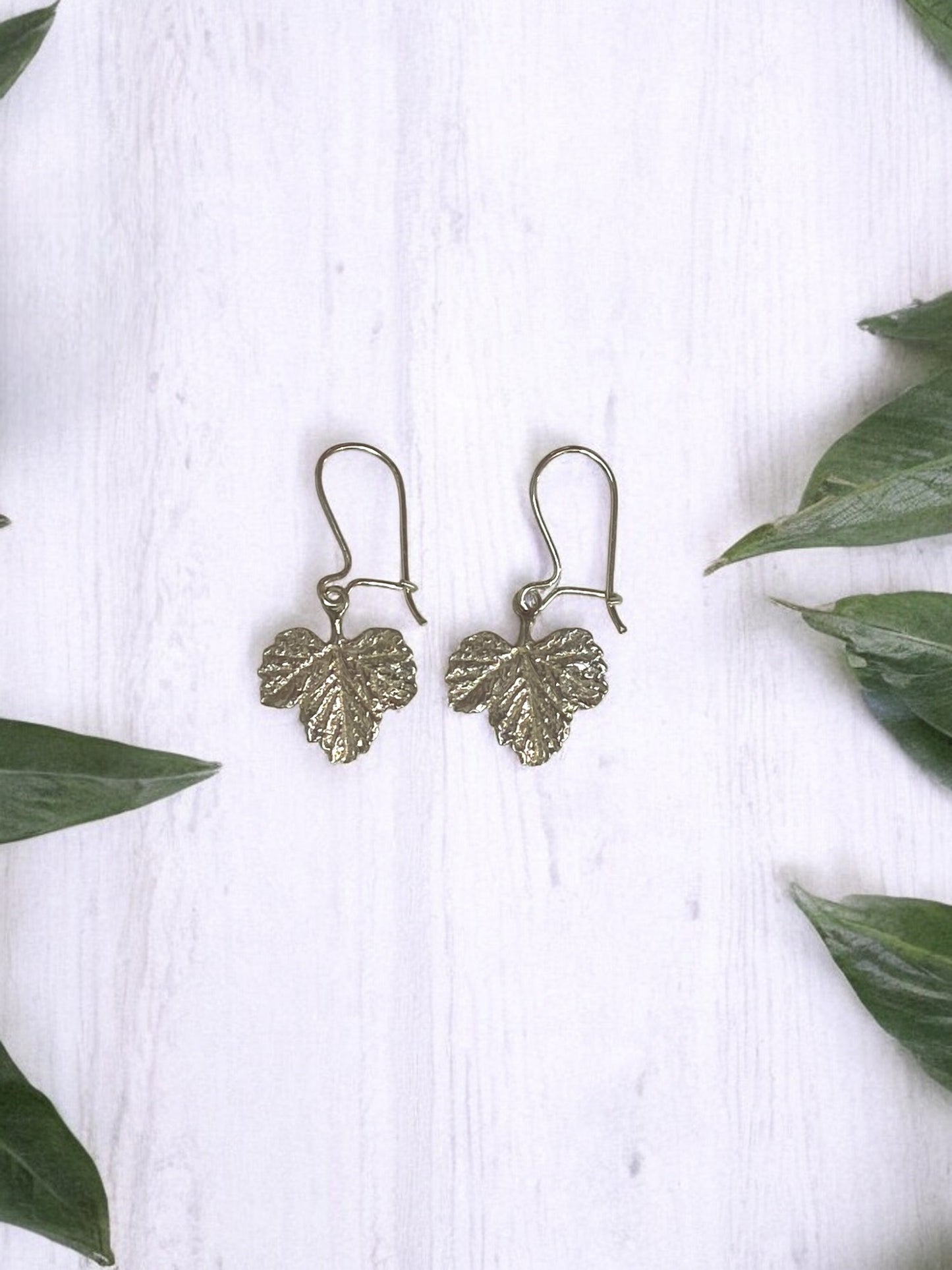 "Mesimarjan Lehti" korvakorut